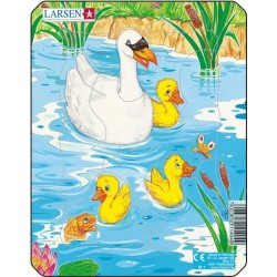 A travers ce puzzle, l'enfant peut observer une maman cygne et ses petits cygneaux qui nage sur l'étang.